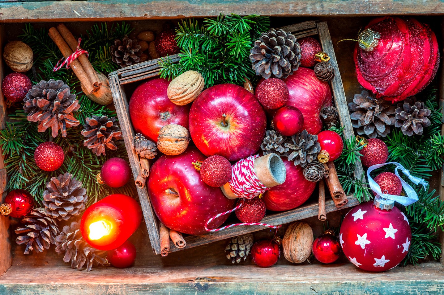 Christmas tree decorations