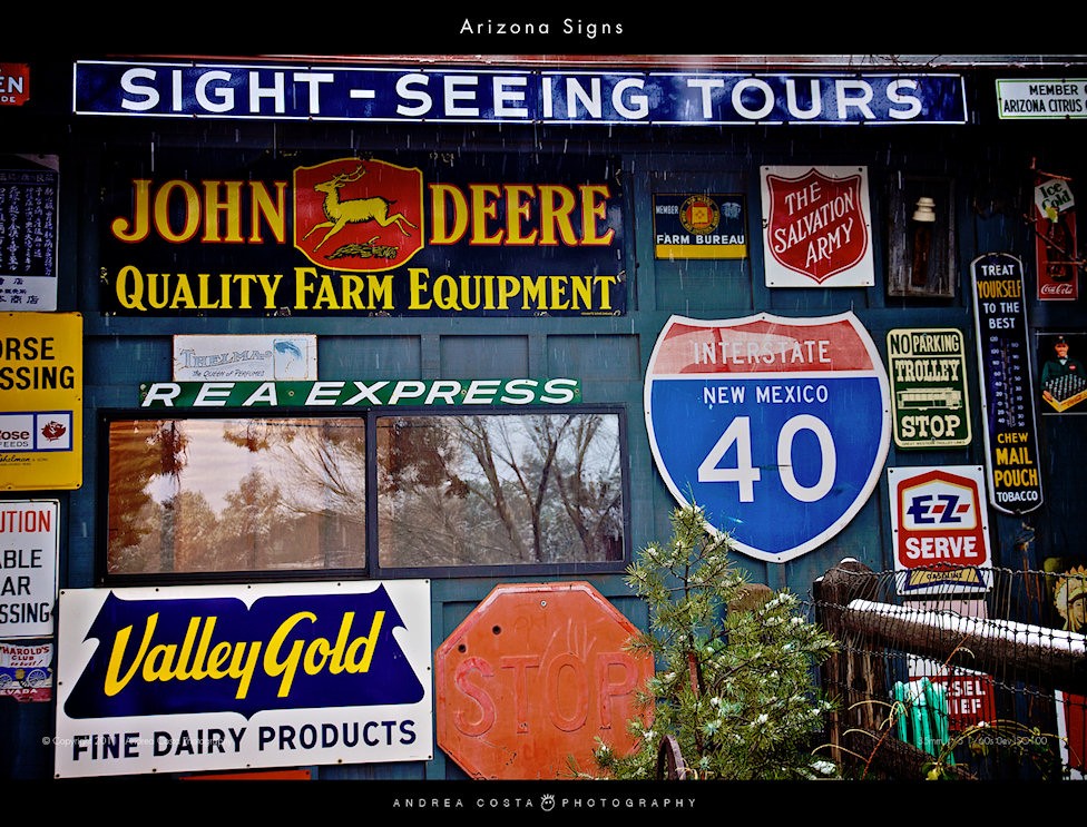 Signs of sightseeing tours